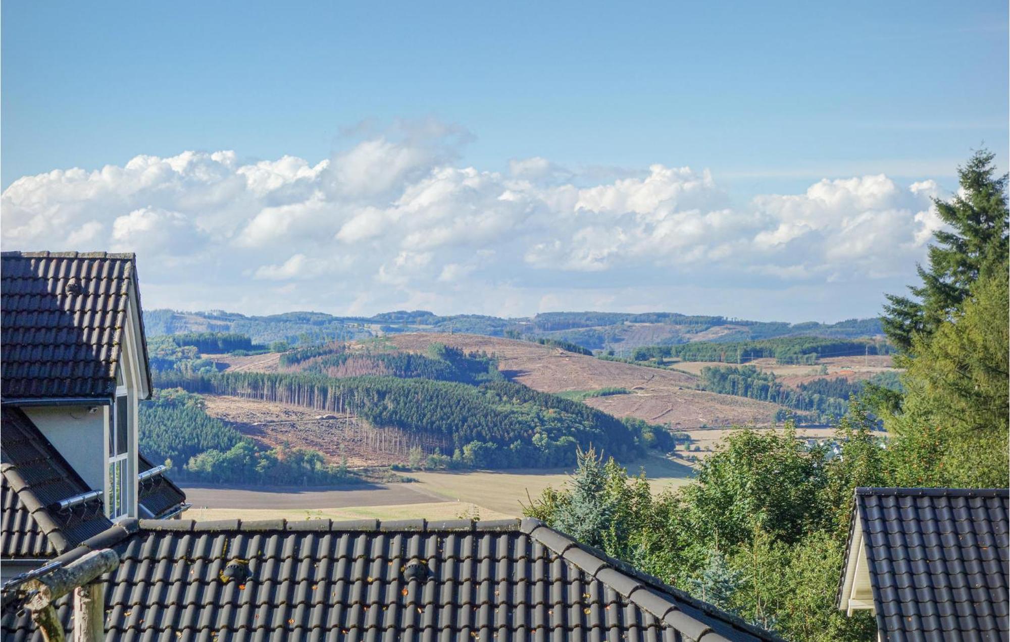 Gorgeous Home In Attendorn With Kitchen Eksteriør billede